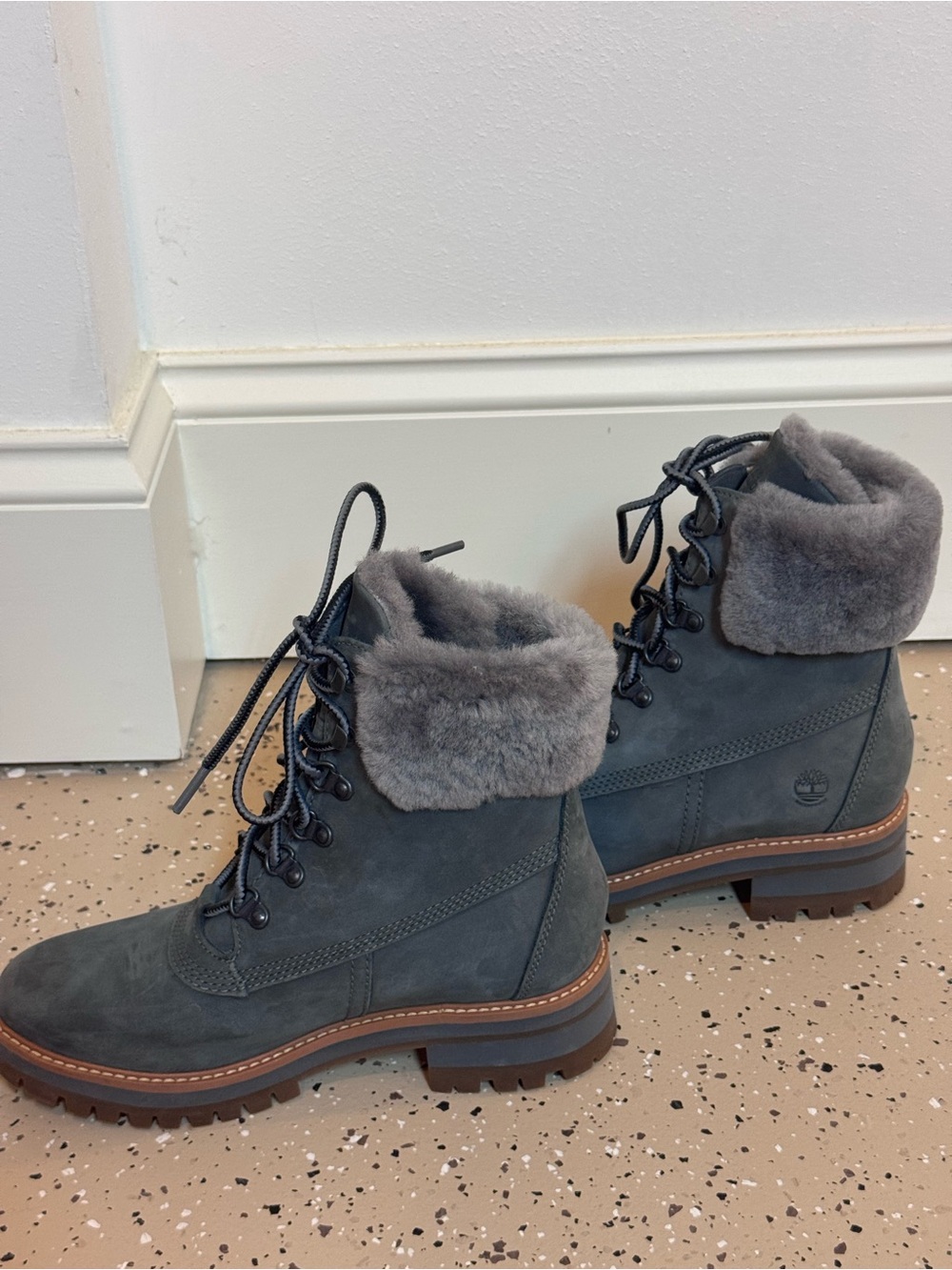 Women’s Timberland Courmayeur Valley Waterproof Shearling Boots Grey 7.5